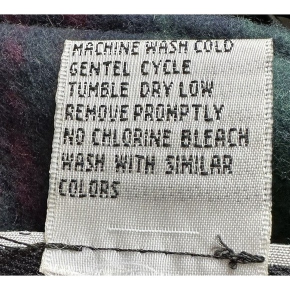 Coco Blue Women’s Fleece Button up Blazer Red Green Plaid Coat Jacket Size Large - Picture 5 of 6